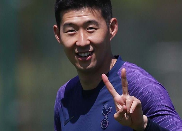 Son, do Tottenham, diz que serviço militar na Coreia do Sul foi ‘boa experiência’
