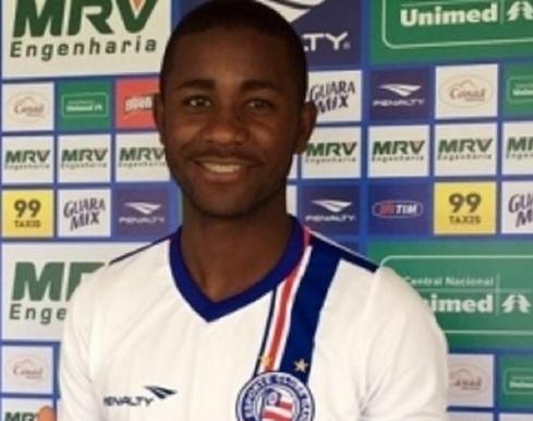 Meia ex-Bahia e Fortaleza pode trocar ABC por clube pernambucano