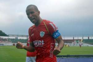 Ex-zagueiro de Bahia e Flamengo se torna sócio-torcedor de time do Paulista A2