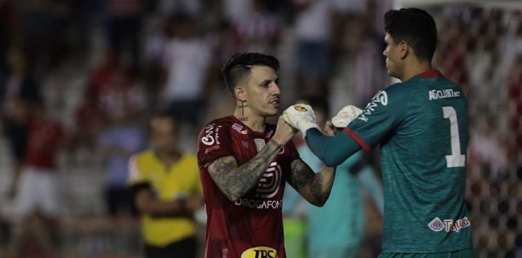 Clube da Série B ‘passa a régua’ e paga ‘geral’: ‘Sentimento de alívio’