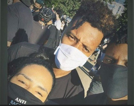 Meia do São Paulo participa de manifestação contra o racismo e Bolsonaro em São Paulo