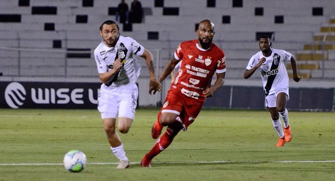 Apesar dos reforços, Ponte Preta sofre com desempenho da lateral-direita em 2020