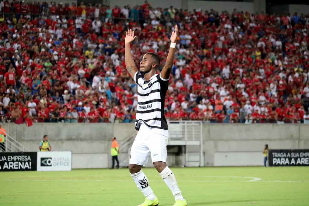 Time da Série D anuncia saída de meia visado pelo Náutico e mais quatro