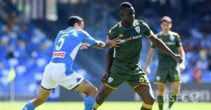 Italiano: Balotelli vai a treino do Brescia, mas é barrado na entrada