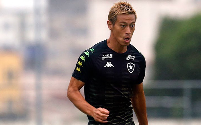 Honda mostra preocupação com volta do futebol no Rio: “Claro que estou assustado”