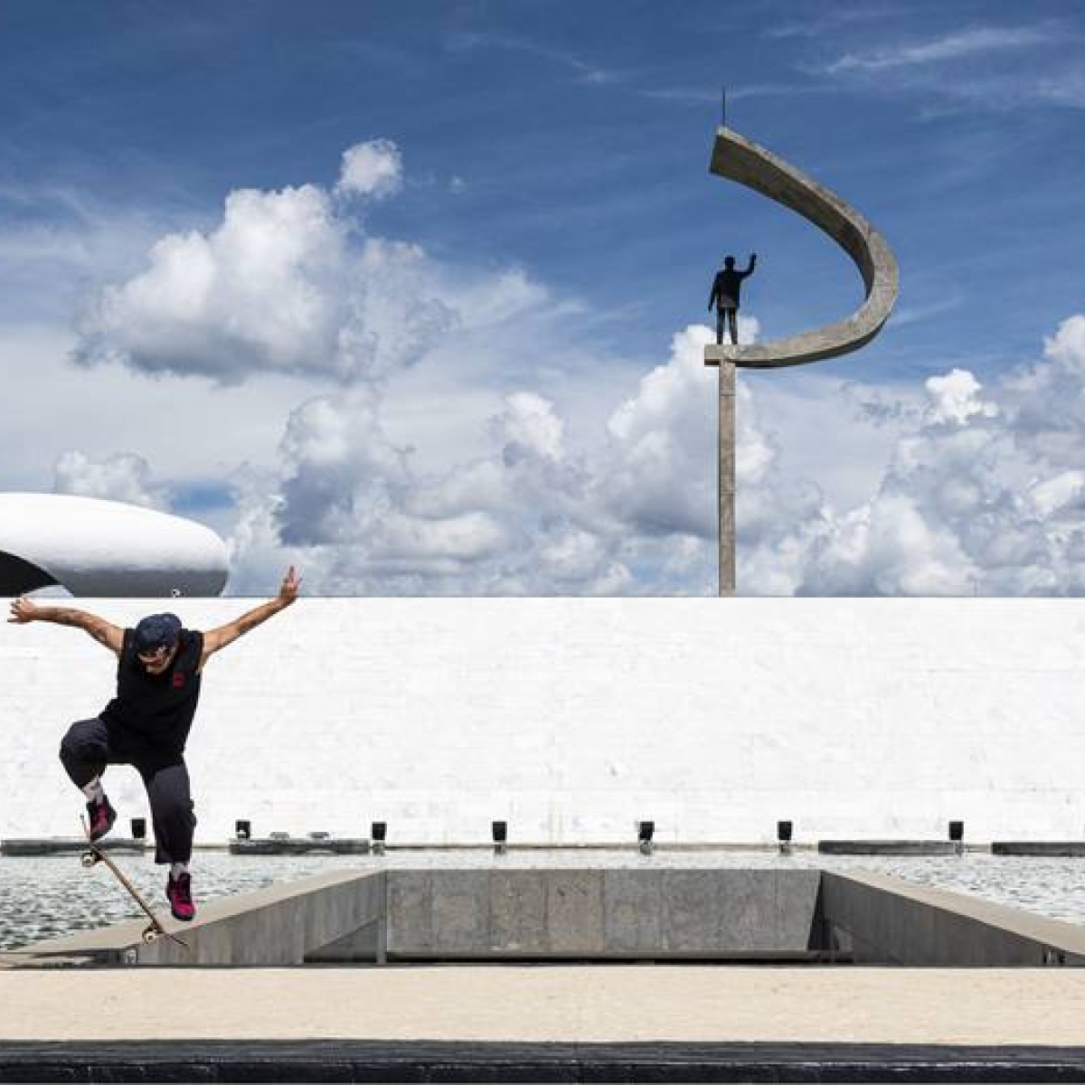 Skate se une à arquitetura de Oscar Niemeyer em documentário inédito
