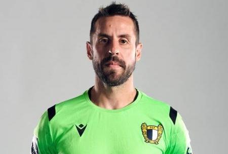 Goleiro brasileiro é vetado em jogo do Português ao testar positivo para Covid-19