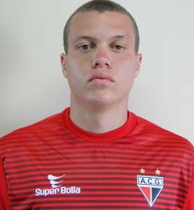 Time da Série D confirma contratação de zagueiro ex-Paysandu e Atlético-GO