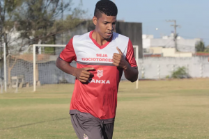 Clube piauiense encaminha contratação de volante de rival da Série D