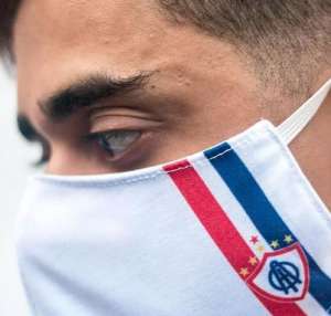 Clube da Série D vende máscaras personalizadas para ajudar nas depesas