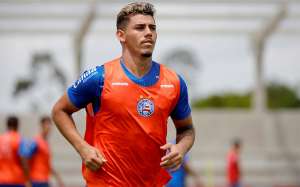 Bahia encaminha empréstimo de jovem lateral para time da Série D