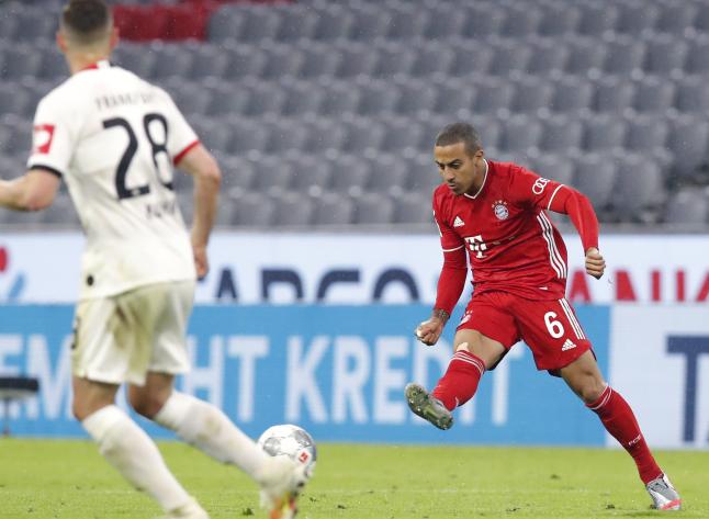 Alemão: Com lesão na virilha, meia desfalca o Bayern de Munique na reta final