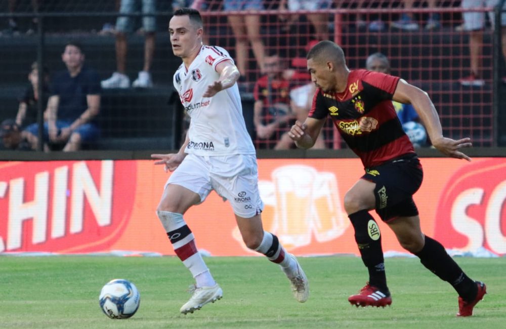 Com ações de marketing, time pernambucano paga salários de funcionários