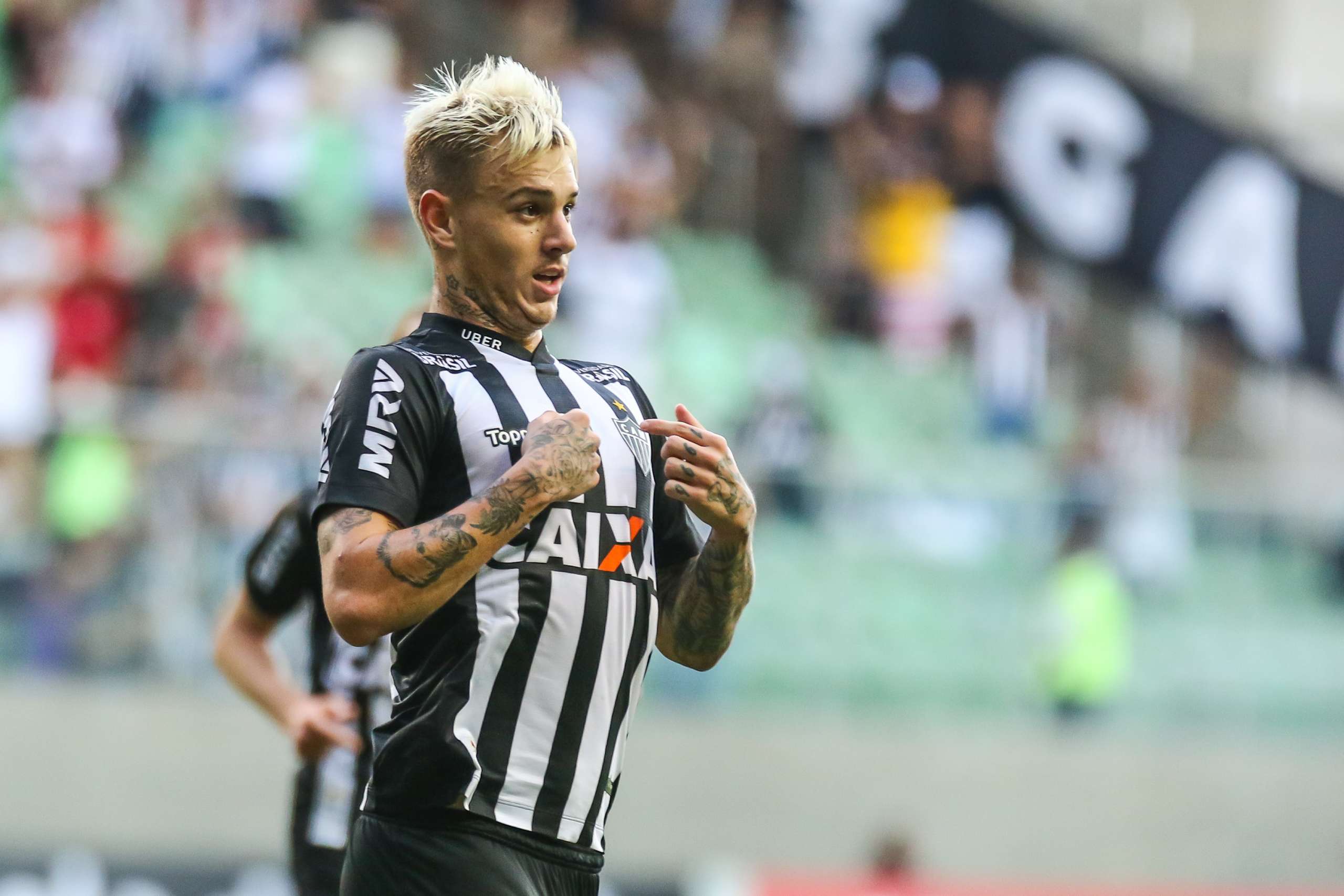 Grande de SP promete brigar com Atlético por Roger Guedes