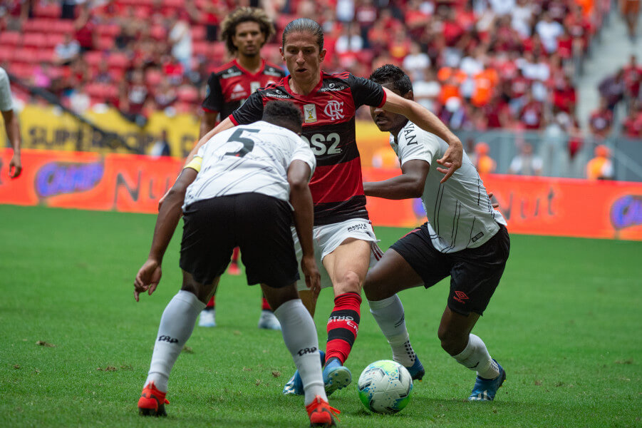 Companheiro de Neymar na Seleção diz que craque não seria titular no Flamengo