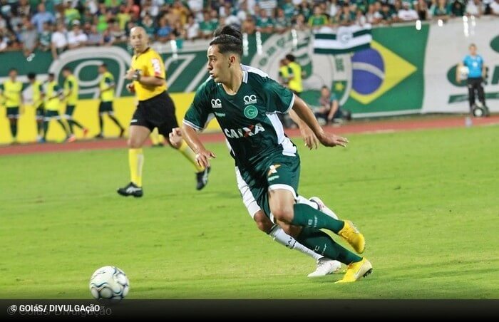De saída para rival do Brasileirão, volante declara amor ao Goiás