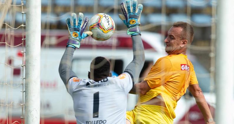 Zé Love, ex-Santos e Palmeiras, almeja conquistar a artilharia do Brasil em 2020