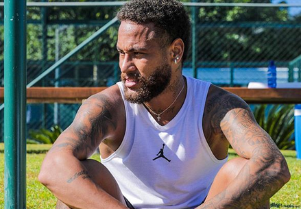 Neymar pode ser forçado a voltar ao Brasil e ter jatinho bloqueado