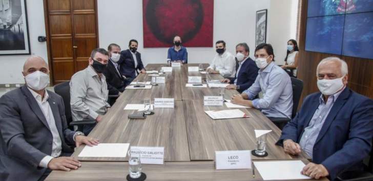 Após encontro com Covas, presidentes de Corinthians e Palmeiras testam negativo