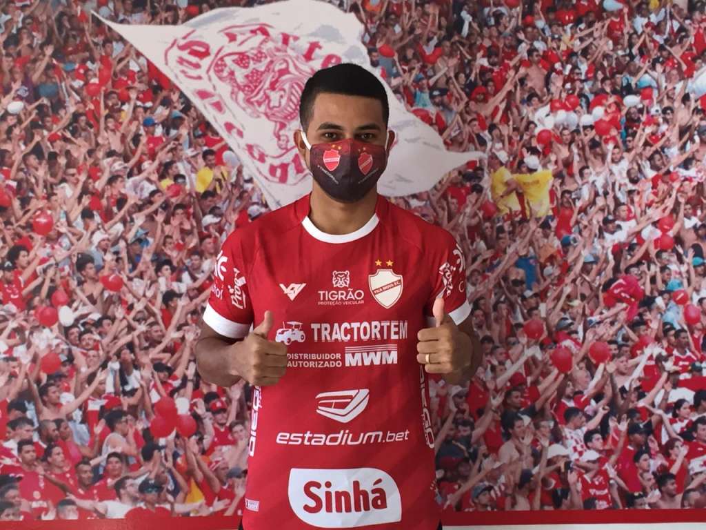Vila Nova repatria meia Dudu que estava em rival goiano