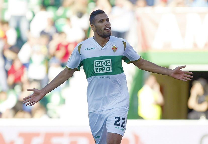 Atacante que marcou um gol vai à Justiça e cobra R$ 2 milhões do Corinthians