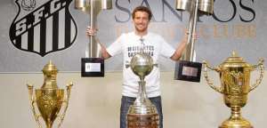 Por torcida e futebol ofensivo, Elano acompanhou Santos de 2010