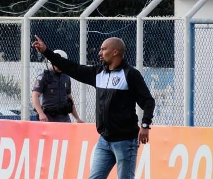 Técnico de time do Paulista A3 destaca estudos na quarentena e inspiração no passado