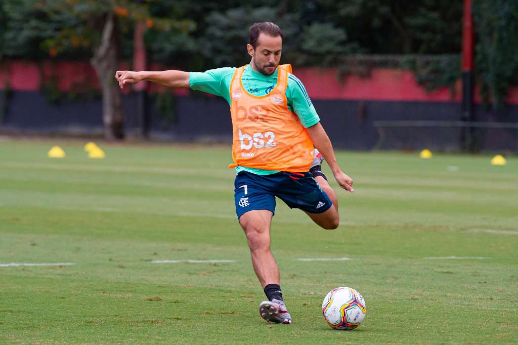Flamengo anuncia que nenhum caso de covid-19 foi registrado nos últimos testes
