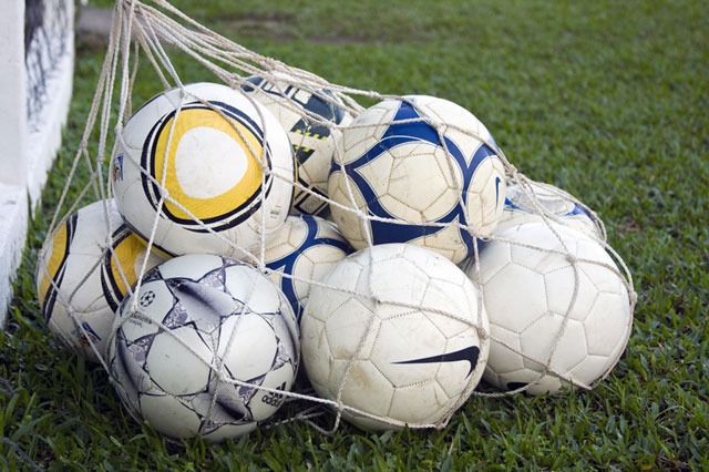 Só pra contrariar João Dória tomou a bola dos prefeitos e deu um chute de bico