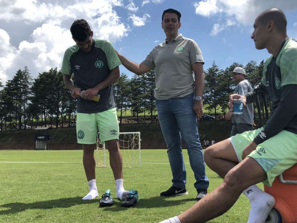 Rui Costa montou o elenco da Chapecoense pós-tragédia