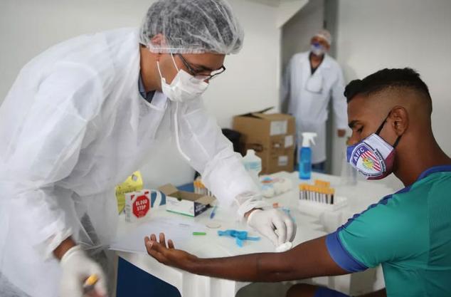 Clube pernambucano revela que quatro jogadores testaram positivo para Covid-19