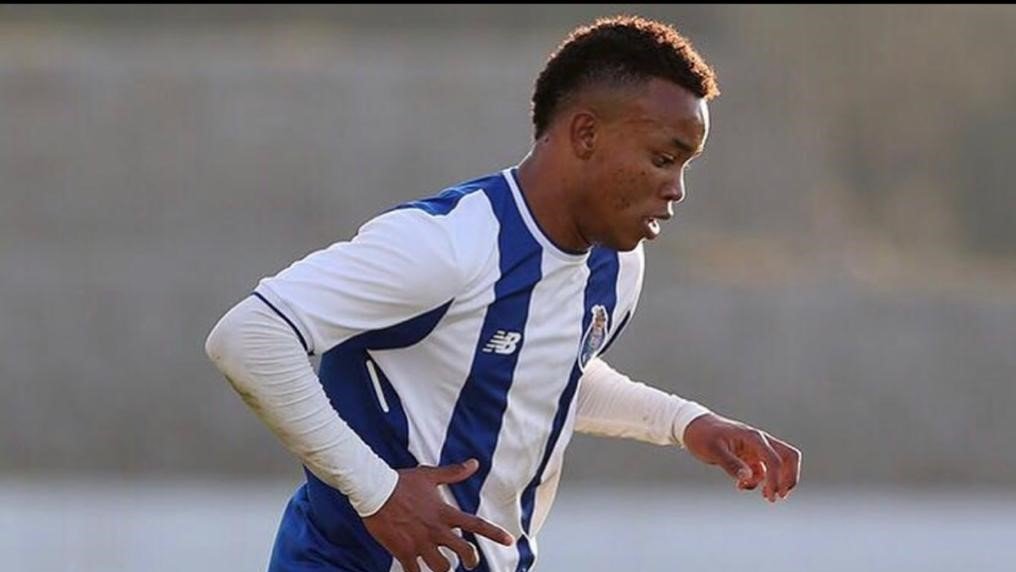 Focado na Série C, time do Paulistão contrata atacante com passagem pelo Porto