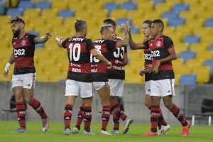 Advogados dizem que MP sobre contratos de TV só beneficia os principais clubes