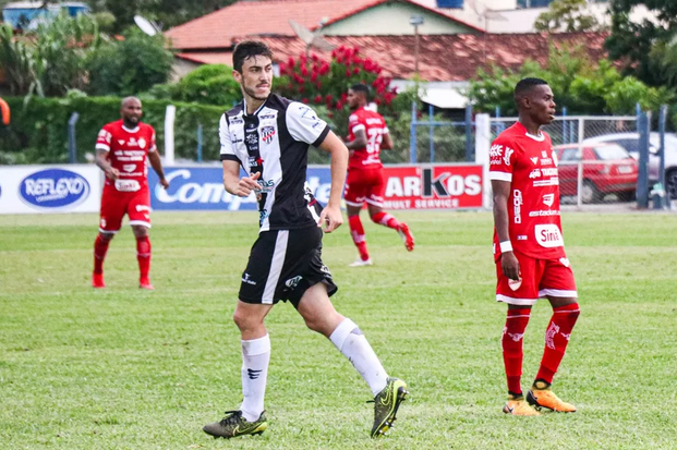 Goiano: Campeão do Paulista A3 com o Osasco Audax, lateral reforça o Vila Nova