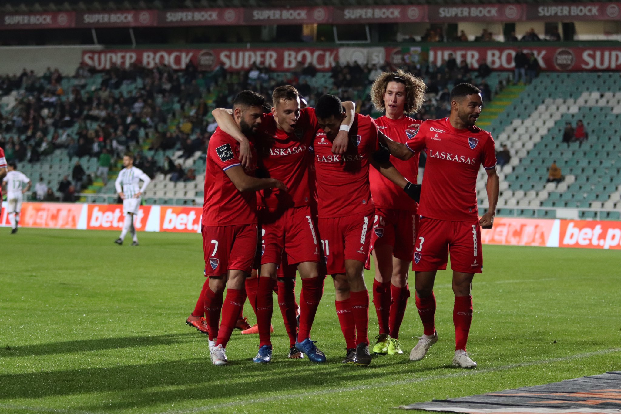 PORTUGUÊS: Gil Vicente bate lanterna Desportivo Aves e acaba com série de derrota