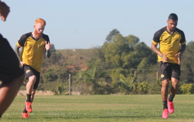 Foguinho fala em bom momento do Criciúma e lembra: “Não perdemos clássico”