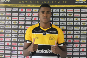 Focado no Catarinense e na Série C, Criciúma apresenta zagueiro ex-Cianorte