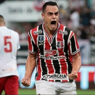 Santa Cruz deve confirmar permanência de ex-Ponte e Botafogo nesta semana