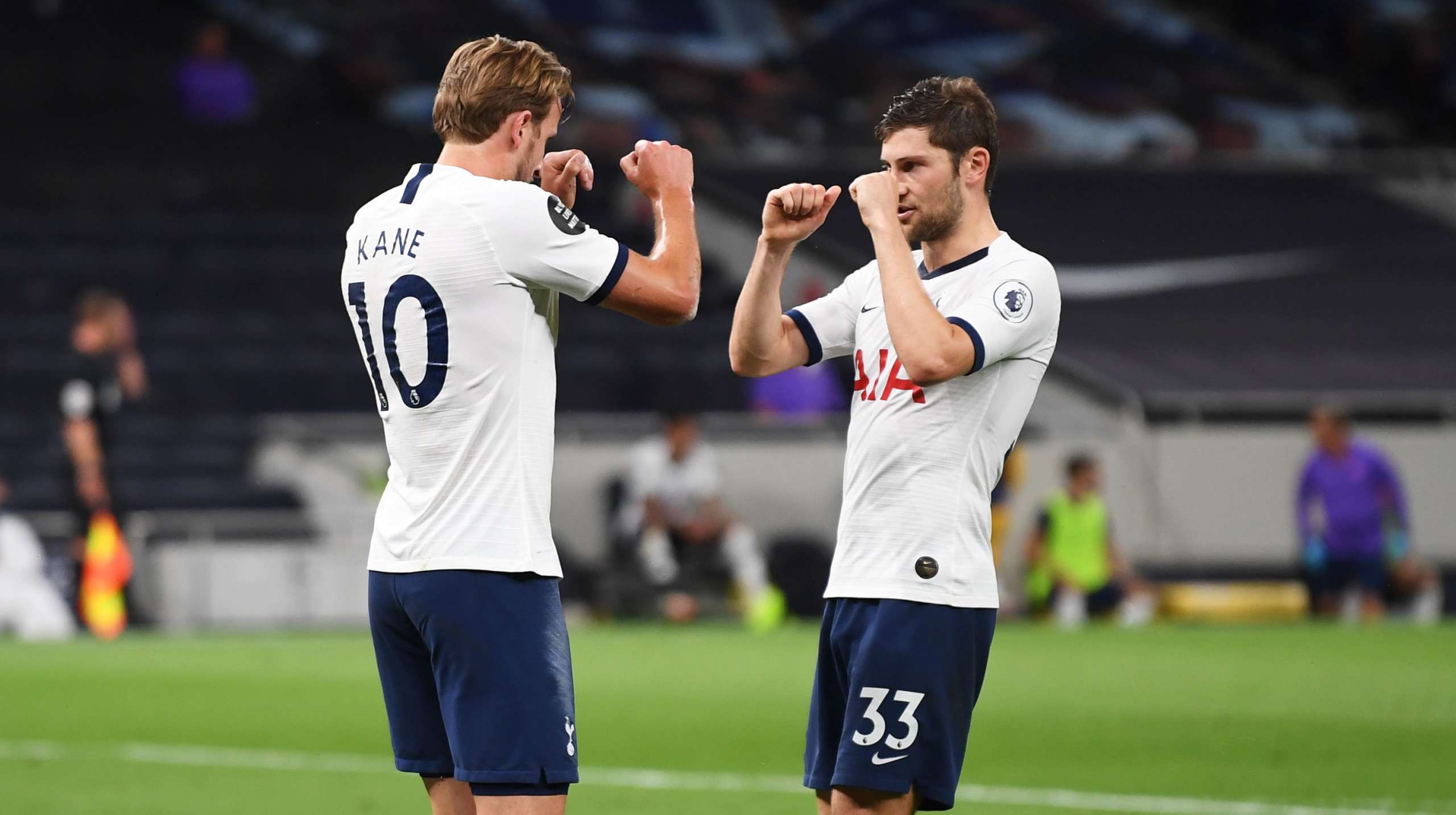 INGLÊS: Tottenham vence West Ham e segue sonhando com Liga dos Campeões