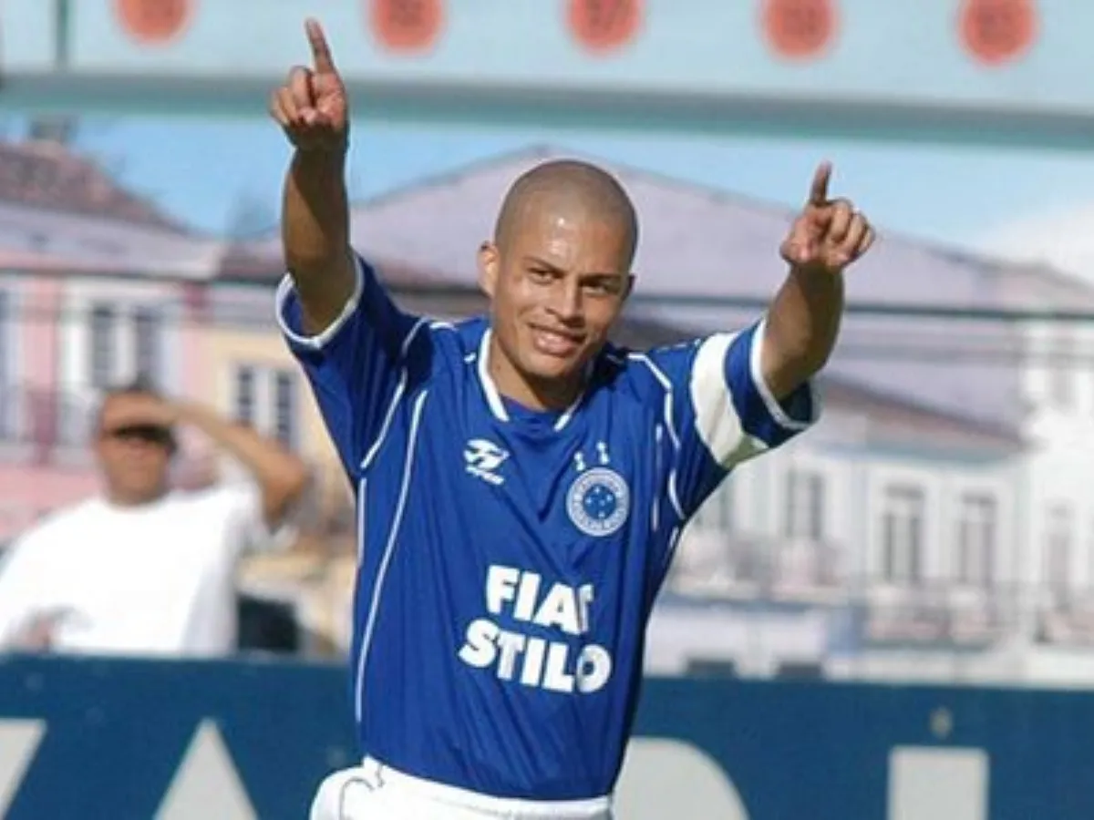 Mineiro: Cruzeiro oferece cargo de direção a ídolo da torcida, mas ouve ‘não’