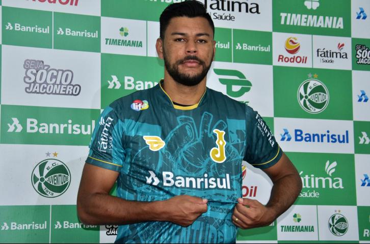 Ex-Gama é apresentado no Juventude: ‘Expectativa é a melhor possível’