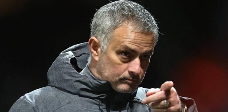 Contratação mais cara do Tottenham briga com Mourinho e diz que não joga mais com ele