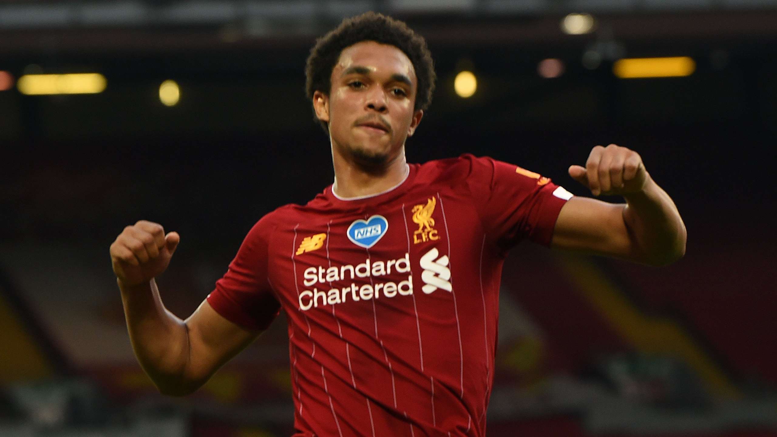 Inglês: Perto do título, lateral do Liverpool promete buscar recordes