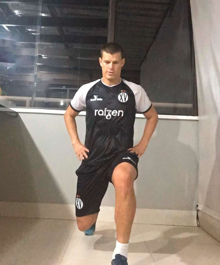 Diego Jussani treinando de casa