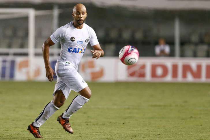 Cuiabá acerta com ex-lateral de Santos e Guarani para a Série B