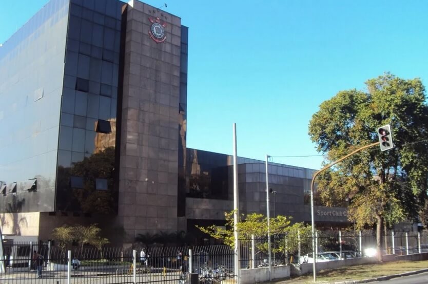 Por uso ilegal de rua, Corinthians precisa pagar mais de R$ 21 milhões à Prefeitura