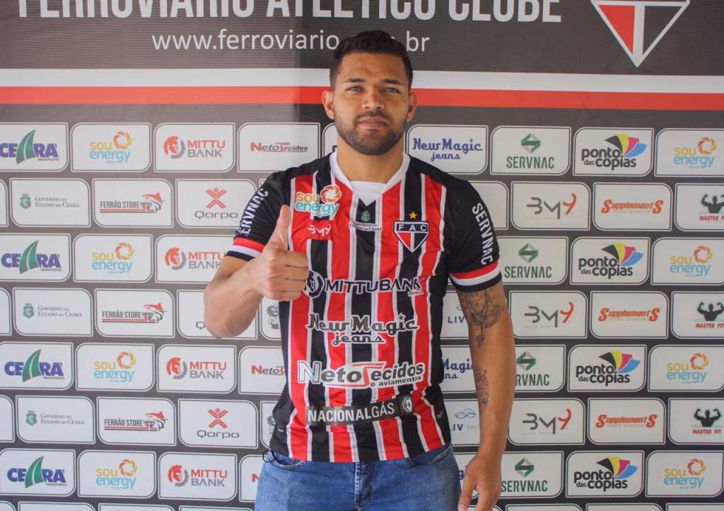 Classificado para semifinais do Cearense, Ferroviário anuncia volante Lucas Hulk para Série D (Foto: Lenilson Santos)