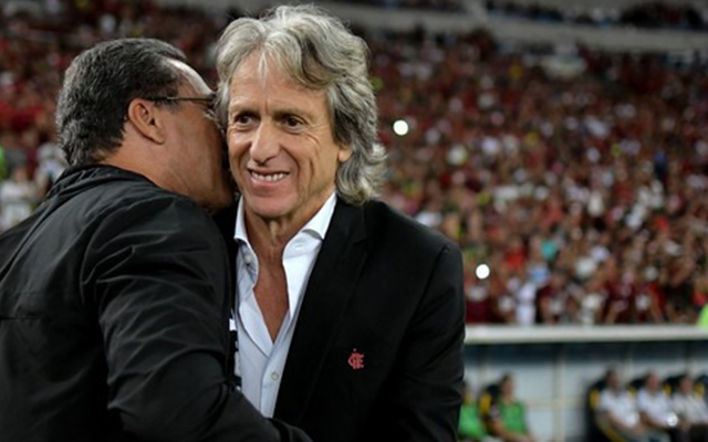 Time português promete jogar pesado para tirar técnico de time do Brasileirão