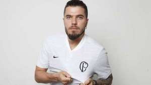 Corinthians não paga salário do time de futsal há três meses, diz jogador