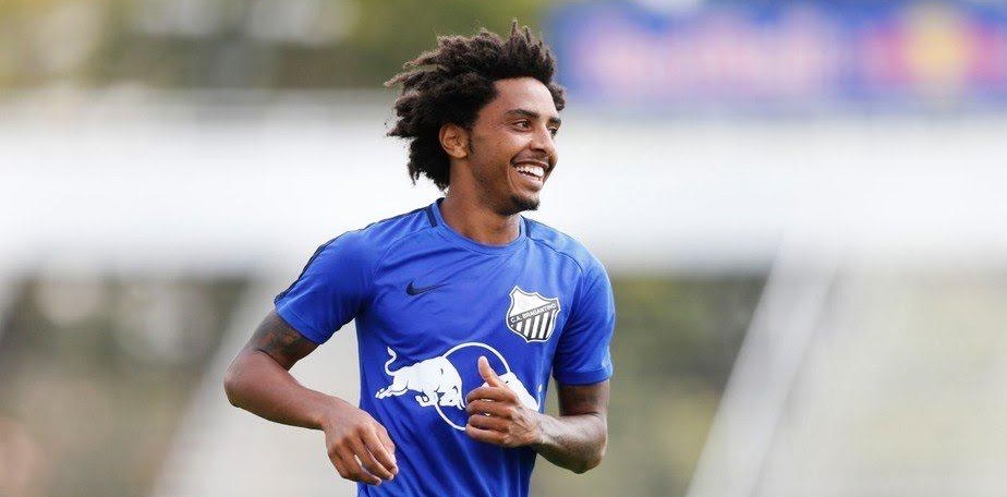 Menino da Vila admite negociação com a Ponte Preta: ‘É a minha preferência’